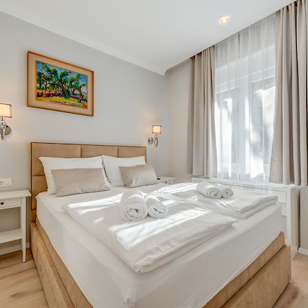 Piano Suites سبليت المظهر الخارجي الصورة