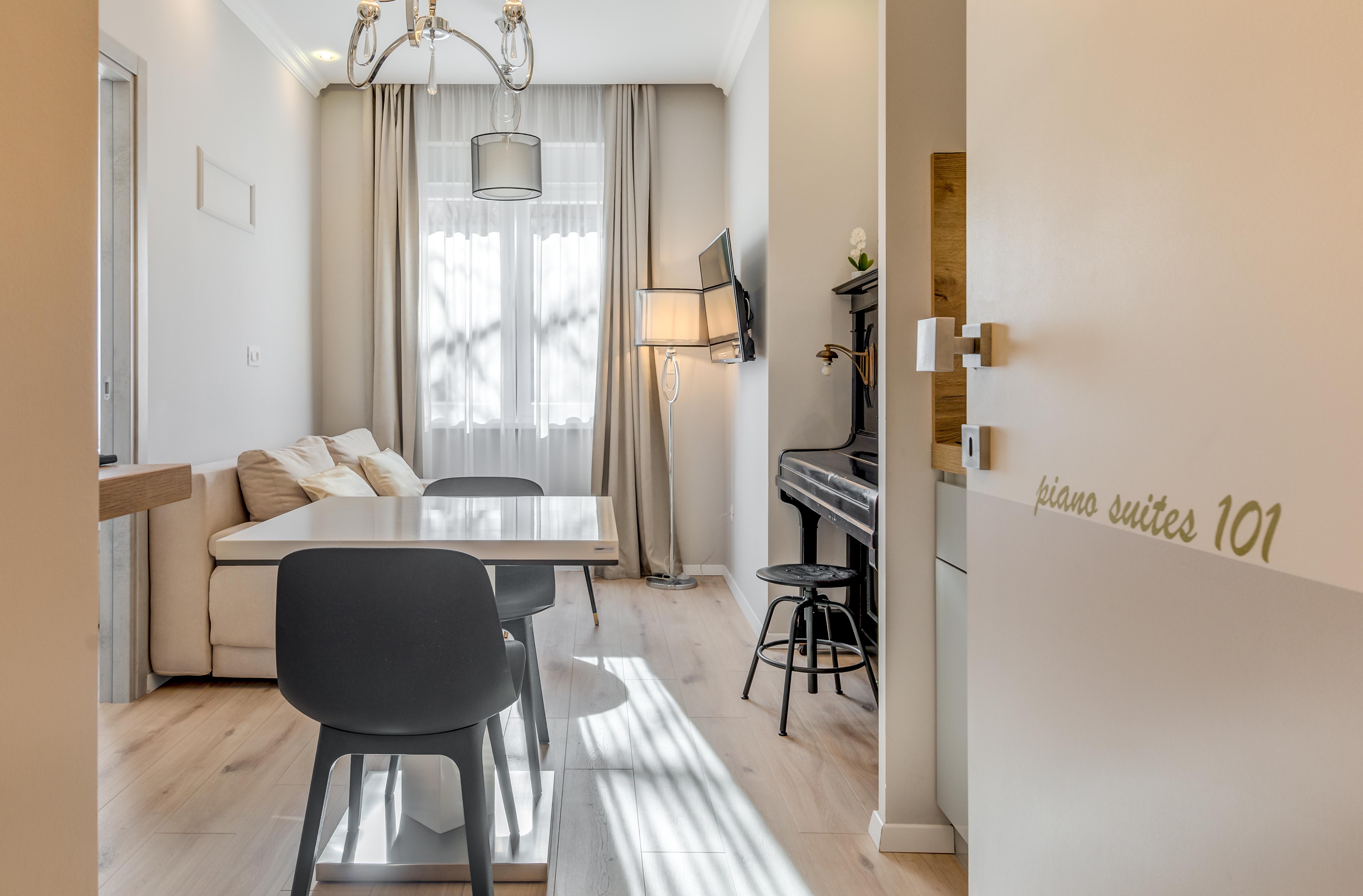 Piano Suites سبليت المظهر الخارجي الصورة